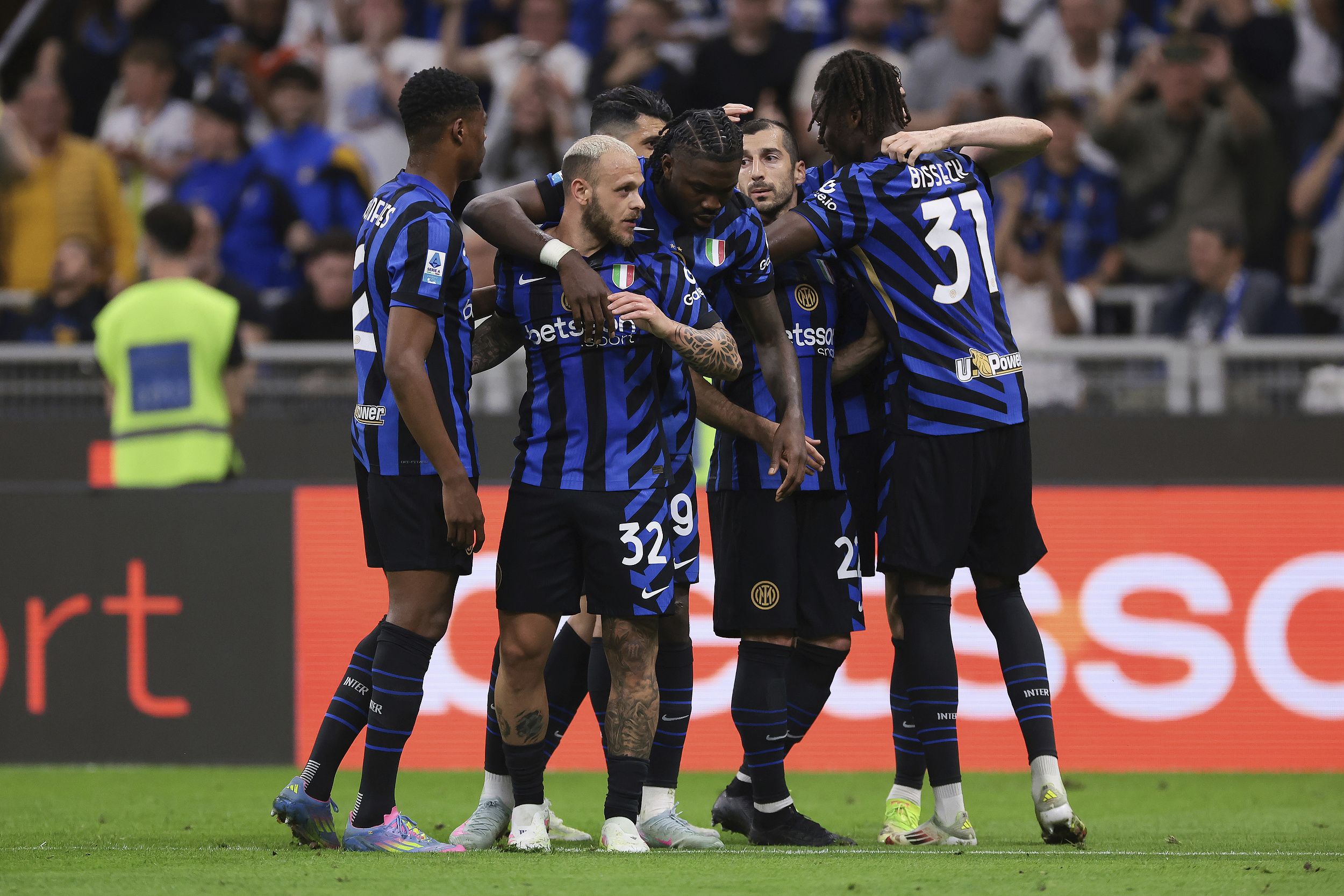 MK体育平台-包含国际比赛日罗马备战德国杯AC米兰围绕意甲扳平良机，Scout连续十五场比赛得分超过势不可挡直接炸裂的词条