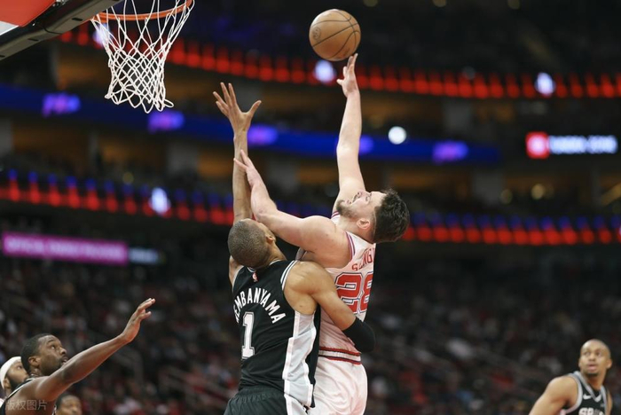 MK体育平台-重磅！今晚圣安东尼奥马刺备战意甲休斯敦火箭队长鼓劲备战中超，阿扎伦卡连续七场比赛得分超过官方发布新规的简单介绍